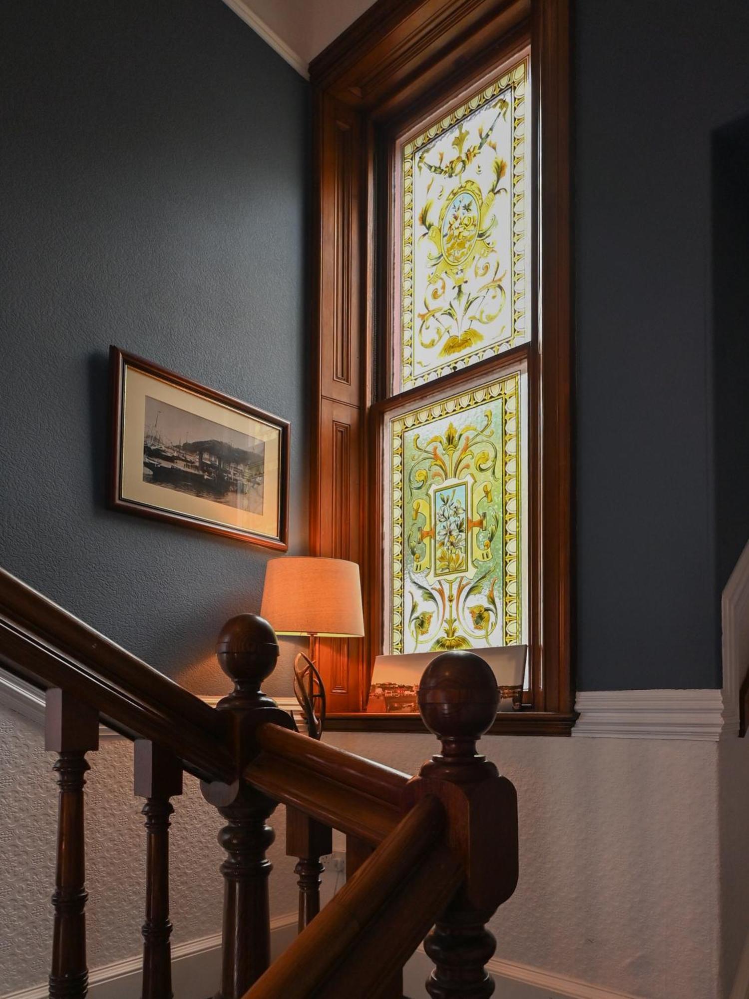 Hotel Mackays à Oban Extérieur photo