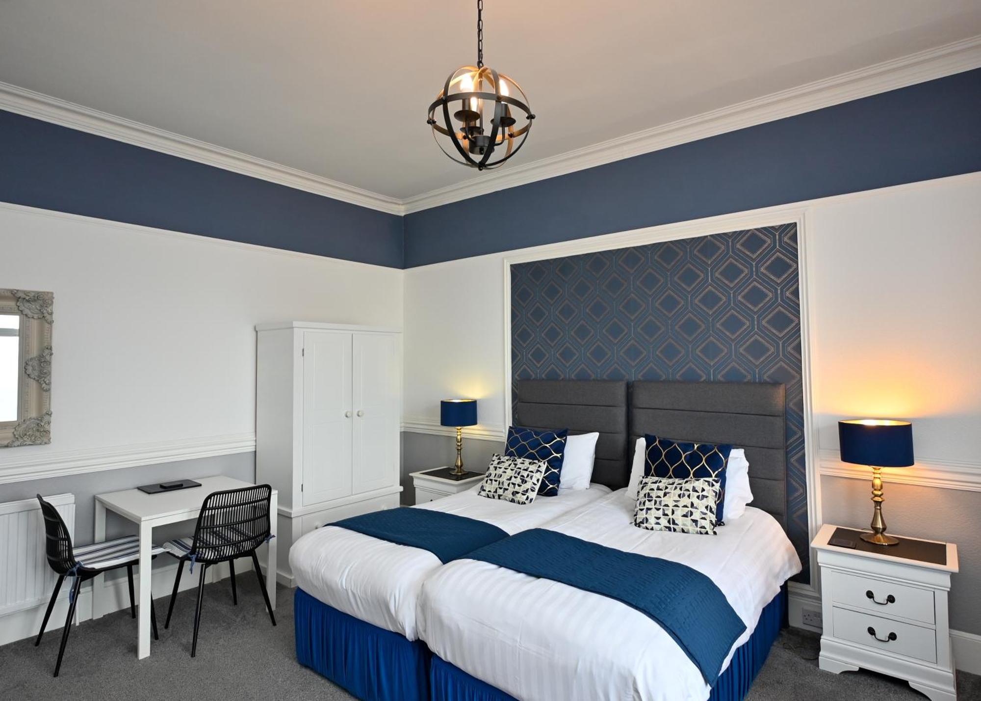 Hotel Mackays à Oban Extérieur photo